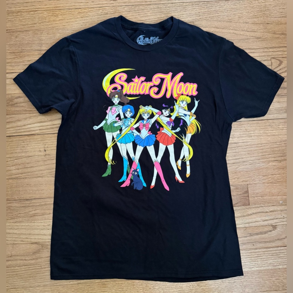 Sailor Moon Graphic Tee